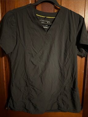 Unbranded Men's Black V-Neck Short Sleeve Scrub Top